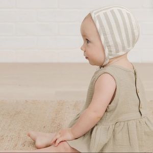 Quincy Mae Organic Woven Baby Bonnet in Sage Stripe